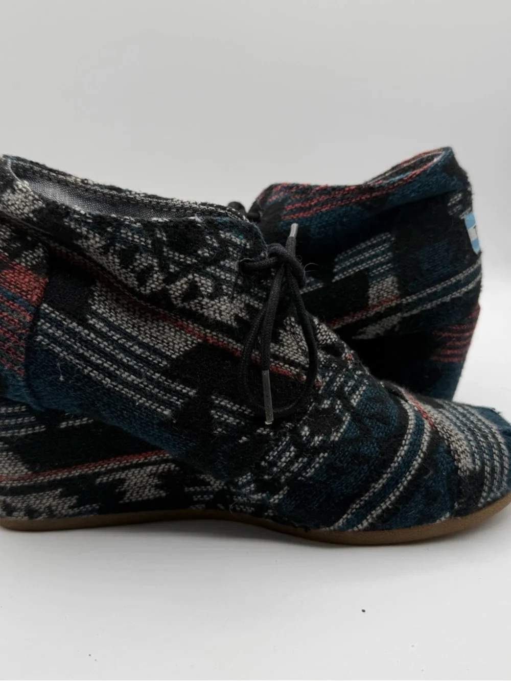 TOMS Woven Ankle Booties Womens 8 Hidden Wedge Southwestern Boho Lace Up